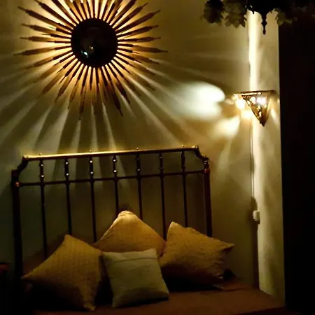 Zentralclub Apartamento Paraguas דירה אוביידו