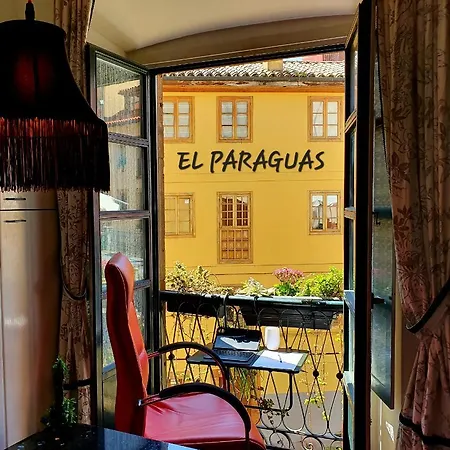 Zentralclub Apartamento Paraguas דירה *