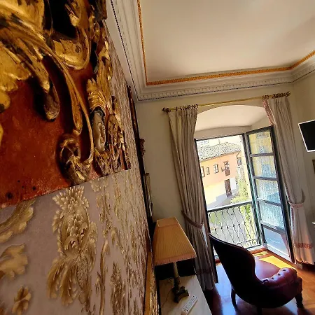 Zentralclub Apartamento Paraguas * אוביידו